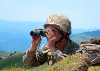Armenia reporta unos 70 disparos en la frontera del lado de Azerbaiyán