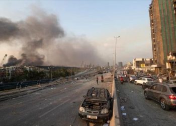 100 muertos y miles de heridos en potente explosión en Beirut