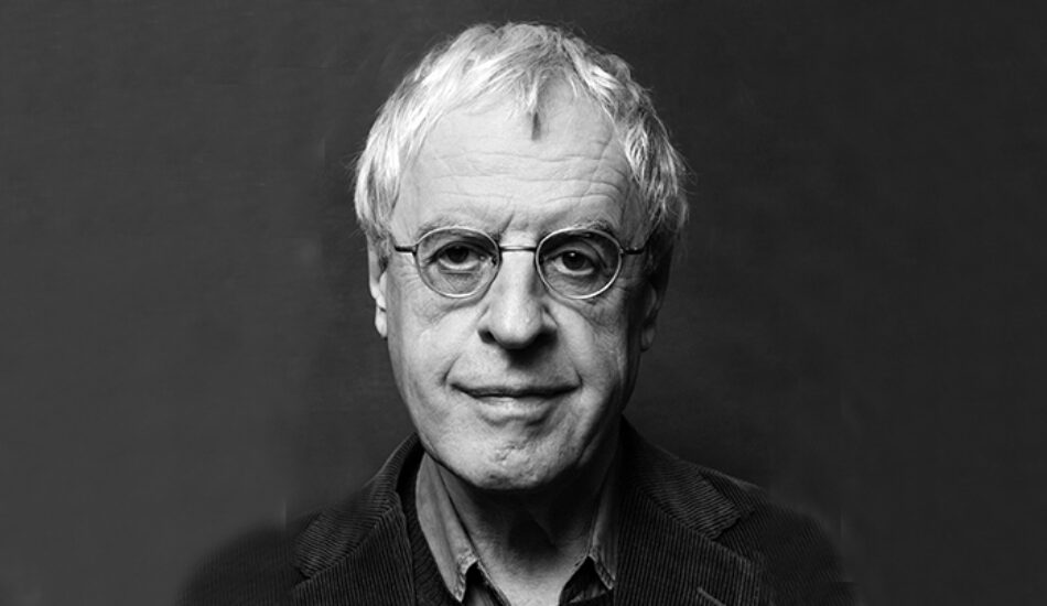 “Acércate y escucha”, Charles Simic. Ver lo que no se quiere mirar