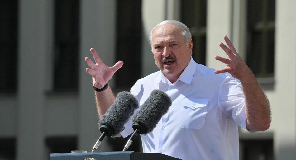 Lukashenko acusa a Occidente de intervenir en Belarús