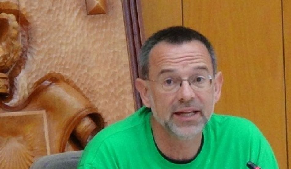 Izquierda Unida exige a las administraciones autonómicas “las inversiones necesarias para garantizar un curso escolar seguro”