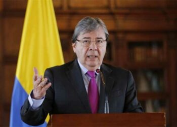 Ministro de Defensa de Colombia enfrentará moción de censura