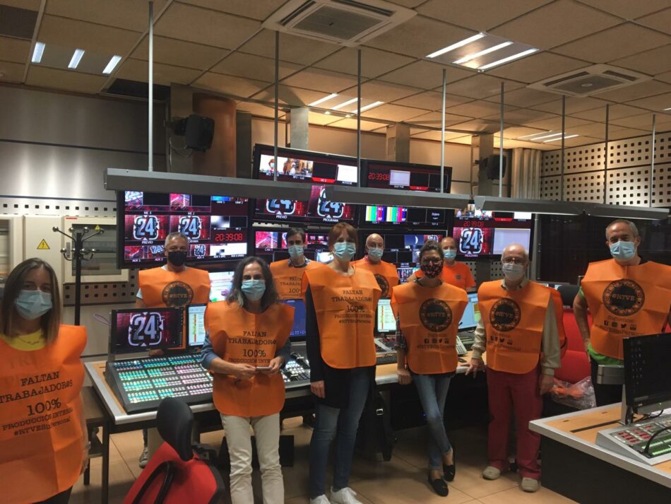 Trabajadores de RTVE protestarán todos los miércoles vistiendo de naranja ante la externalización de servicios informativos