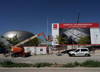 Muchos sanitarios madrileños “no quieren ir” al Hospital  Enfermera Isabel Zendal