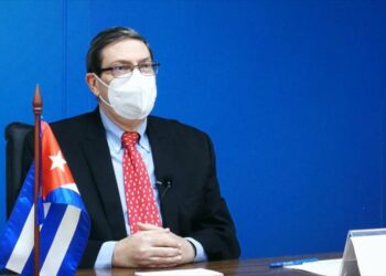 Cuba asegura que seguirá adelante pese a nuevas sanciones de EEUU