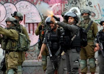 Arrestan a 16 palestinos en Jerusalén y Cisjordania