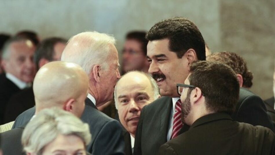 Biden planea negociar con Maduro, según medio estadounidense