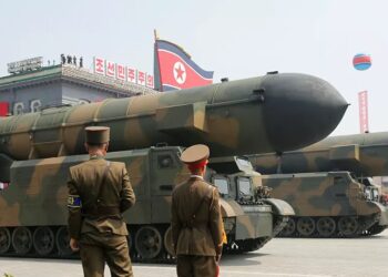Misiles norcoreanos para submarinos «pueden alcanzar las bases de EEUU en Japón y Corea del Sur»