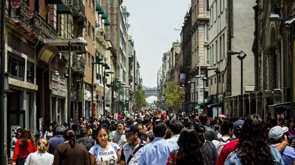 Pascual Serrano: «El ciudadano en democracia no se debería fiar de nada ni de nadie»