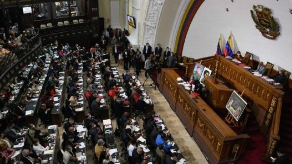 Parlamento venezolano rechaza injerencia de Bruselas