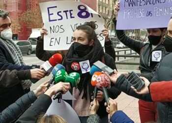 «El Delegado del Gobierno en Madrid prohíbe antidemocráticamente las concentraciones del 8M ¡Totalitarismo no, feminismo sí!»