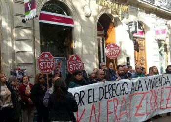 PCE-EPK respalda la iniciativa vasca por la vivienda que lucha por hacer efectivo el derecho a una vivienda digna