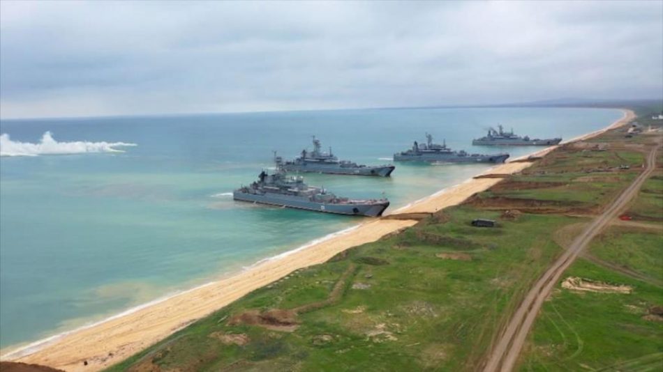 Rusia lanza maniobra a gran escala en Crimea