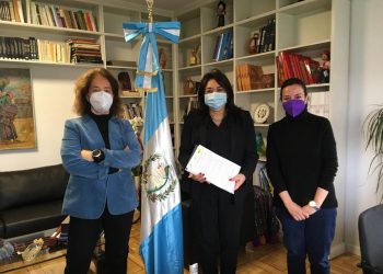 Tres ONGs españolas se reúnen con la embajadora de Guatemala para pedir la liberación del líder indígena Bernardo Caal