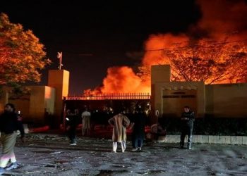 Atentado bomba en Pakistán deja al menos cinco muertos