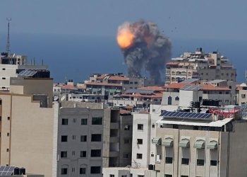 Fuerzas israelíes bombardean de nuevo la Franja de Gaza