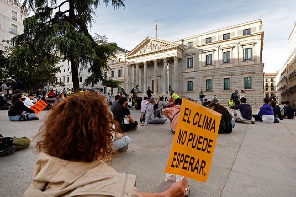 El Congreso aprueba una ley de cambio climático descafeinada y pierde una oportunidad clave para abordar con ambición la emergencia climática