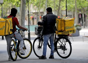 Inspección de Trabajo multa a Glovo con 79 millones y la obliga a regularizar a 10.600 de sus trabajadores