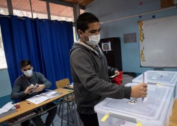 Elecciones en Chile: un nuevo desafío para consolidar su democracia y renovar a la clase política después del estallido social