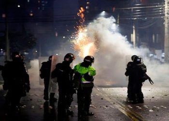 Noche de represión deja varios muertos y heridos en Pereira, Colombia