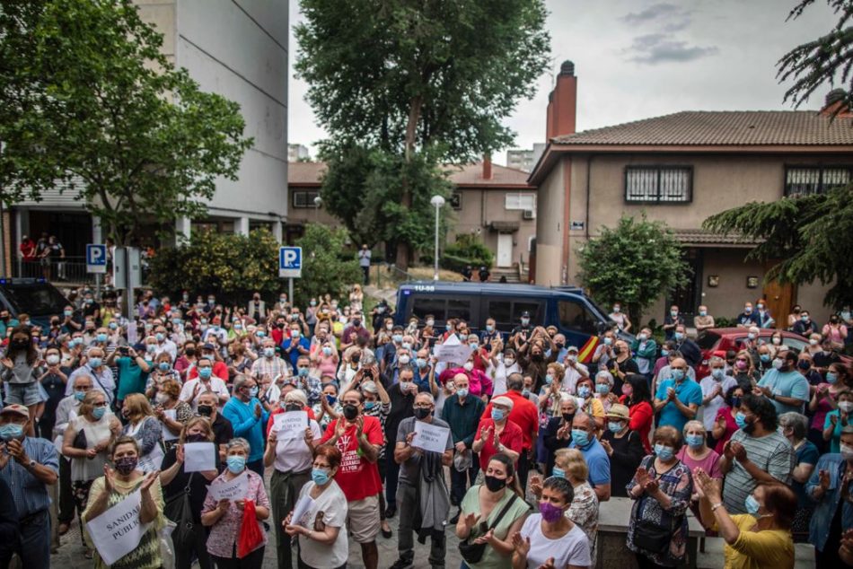 Las asociaciones vecinales en Madrid se levantan contra la propuesta de cierre de centros de salud