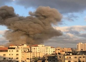 Aumenta a 213 cifra de muertos por ataques israelíes en Gaza