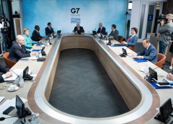 China advierte al G7: «El destino del mundo no lo puede decidir un grupo pequeño»