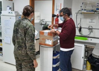 Unidas Podemos registra una iniciativa para potenciar la investigación y el desarrollo de fármacos y vacunas de la Farmacia Militar