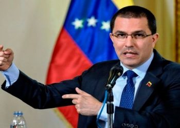 Venezuela denuncia bloqueo de pagos al mecanismo Covax para adquirir vacunas contra la Covid-19