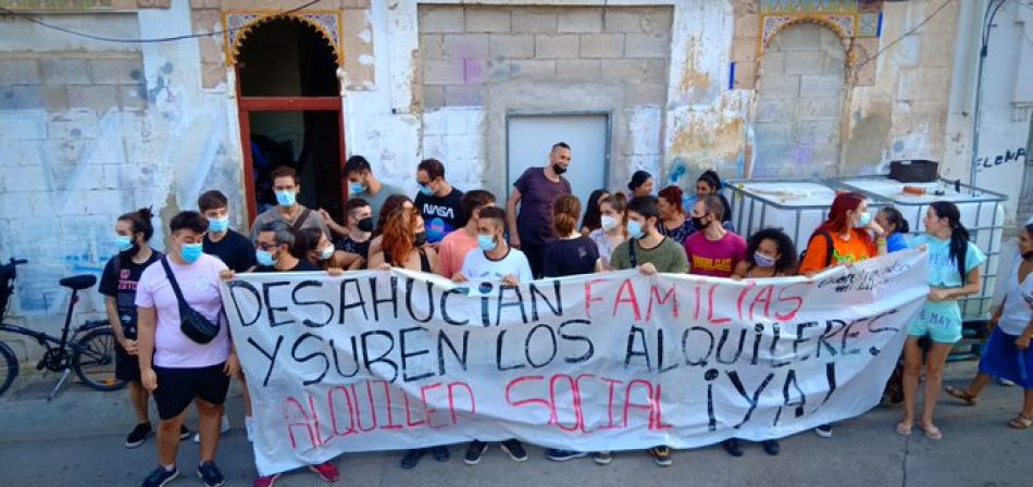 Amenazan con el desalojo de 33 personas en la calle Manuel Arnau (Valencia) sin alternativa habitacional