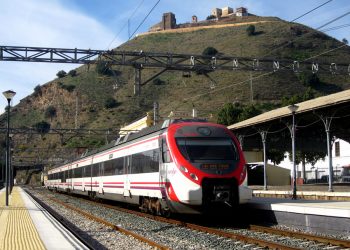 CGT denuncia la supresión de 18 trenes de cercanías de la línea Málaga-Fuengirola por falta de maquinistas