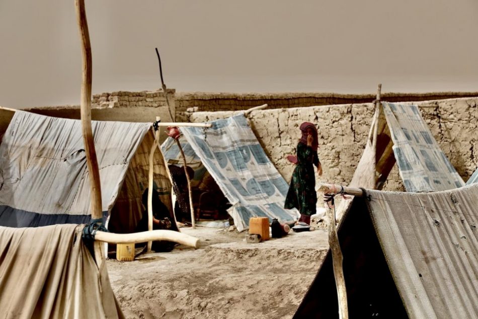 ACNUR alerta de una crisis humanitaria inminente en Afganistán