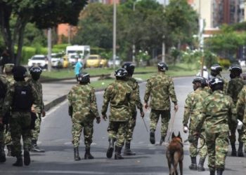 Justicia condena a siete soldados en Colombia por abuso de menor indígena