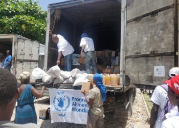 Llamamiento de ayuda humanitaria urgente para Haití entre las nuevas réplicas sísmicas y la llegada de más huracanes