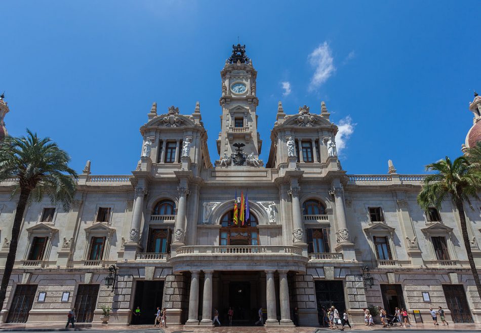 Valencia contabiliza 830 grandes tenedores de vivienda y prevé aplicarles un recargo en el IBI si las mantienen vacías