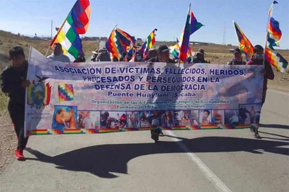 Familiares de víctimas de masacres marchan en Bolivia