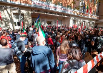 Condena unánime al asalto de la sede del sindicto CGIL por la extrema derecha en Roma
