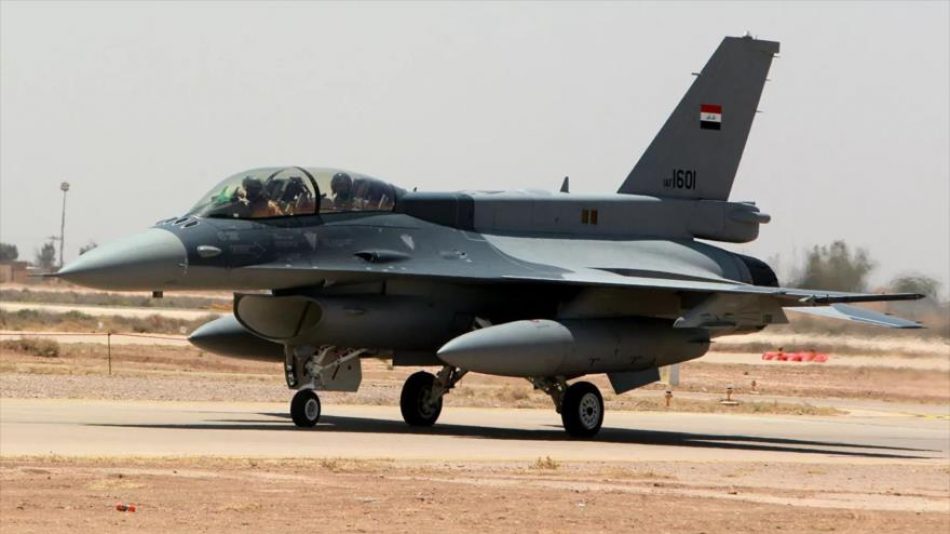 Aviones iraquíes bombardean cuartel general de Daesh en Diyala