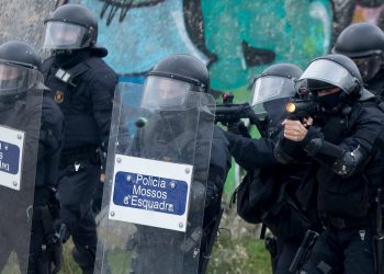 En Comú Podem aconsegueix modificar el protocol d’utilització de les llançadores de foam dels Mossos