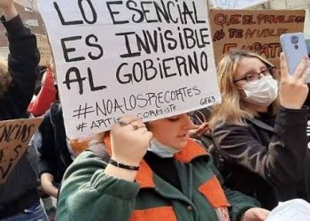 Manifestaciones para exigir presupuesto en viviendas en Uruguay