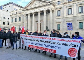 IU Madrid manifiesta su apoyo a los trabajadores y trabajadoras de Zardoya Otis