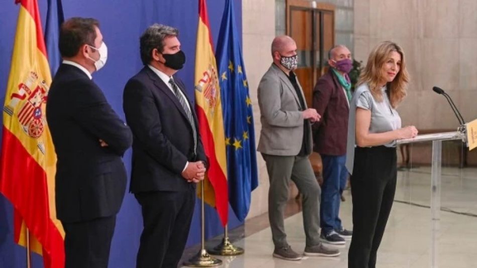 IU sitúa las medidas económicas “ilusionantes y que mejoran la vida de la gente” del Gobierno de coalición frente a la “incapacidad, la frustración y el odio” como práctica política de la derecha