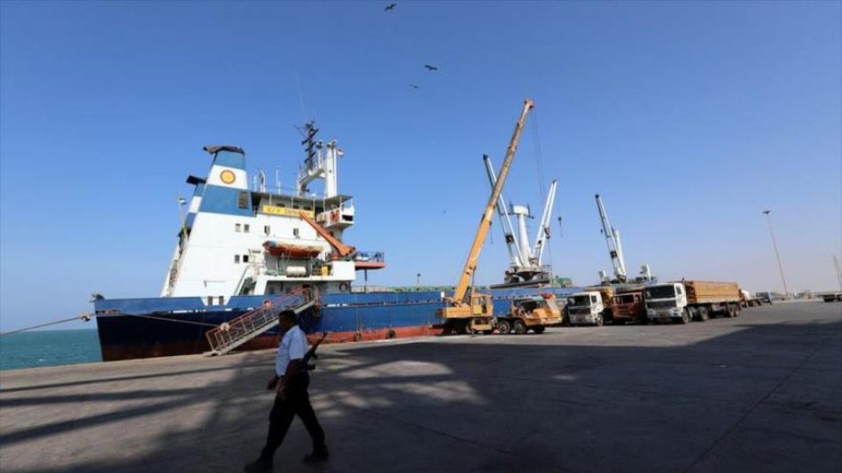 Arabia Saudí impide a buque atracar en Yemen pese al aval de ONU