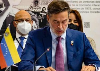 Venezuela acusa a Colombia de ser «el portavoz de Estados Unidos en defensa del golpismo»