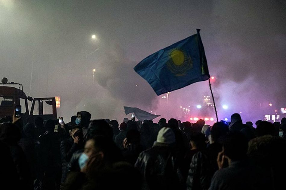 Declaran estado de emergencia en Kazajastán frente a protestas
