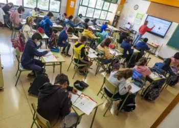 STERM critica que el Ministerio y la Comunidad no refuercen las medidas de seguridad para volver a las escuelas