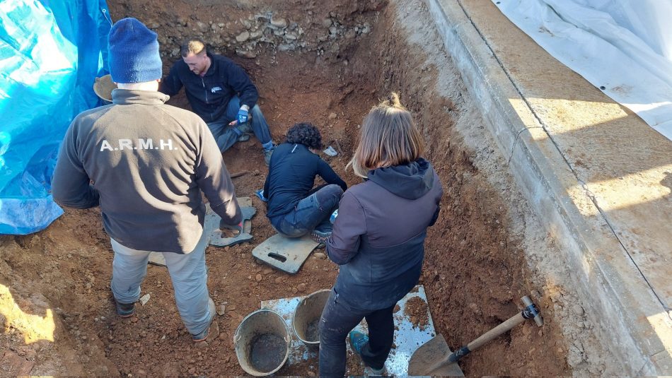 Hallados dos cuerpos en Villadagos que podrían pertenecer a dos represaliados del franquismo