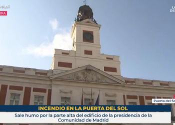 Incendio en la sede de la Presidencia de la Comunidad de Madrid, en la Puerta del Sol, esta mañana