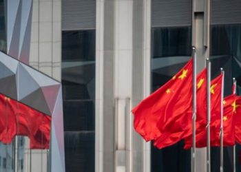 China insta a mantener la calma en la región del Donbás