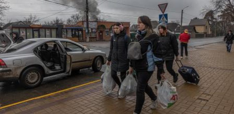 Rusia abre corredores humanitarios en cuatro ciudades ucranianas